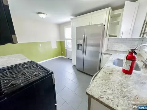 68 17th Avenue Elmwood Park NJ 07407