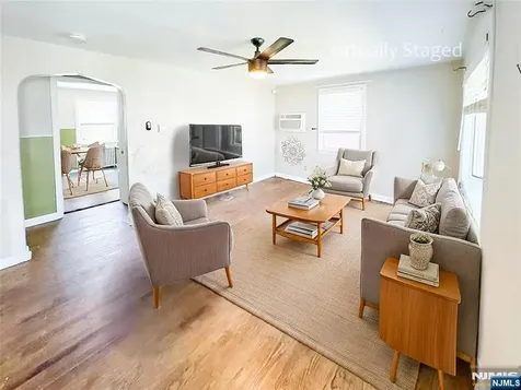 68 17th Avenue Elmwood Park NJ 07407