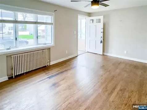 68 17th Avenue Elmwood Park NJ 07407