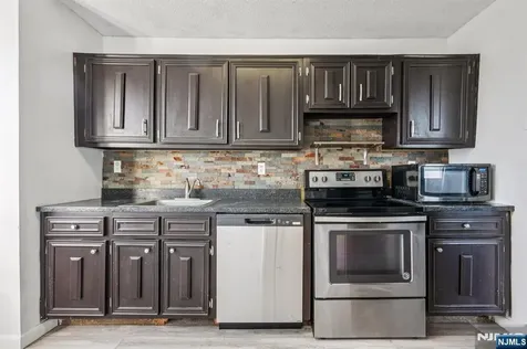 307 Prospect Avenue Hackensack NJ 07601