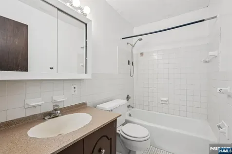 307 Prospect Avenue Hackensack NJ 07601
