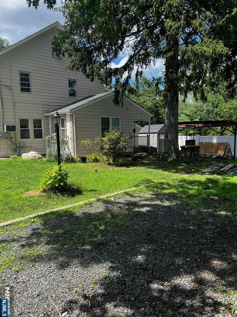 174 4th Avenue Westwood NJ 07675