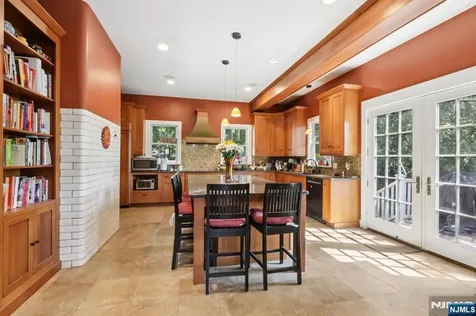 299 Ridgewood Avenue Glen Ridge NJ 07028