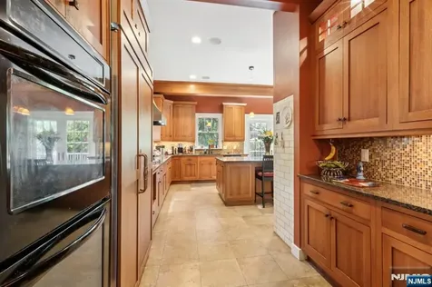 299 Ridgewood Avenue Glen Ridge NJ 07028