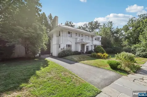 299 Ridgewood Avenue Glen Ridge NJ 07028