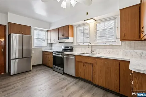 129 Irving Rutherford NJ 07070