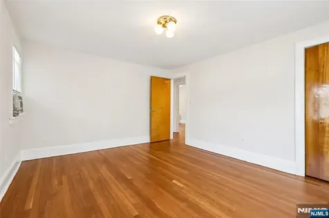 129 Irving Rutherford NJ 07070