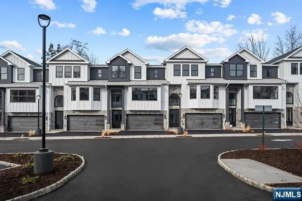 147 Central Avenue Old Tappan NJ 07675