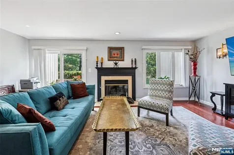 622 Blue Ridge Mahwah NJ 07430
