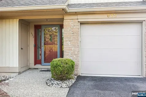 622 Blue Ridge Mahwah NJ 07430