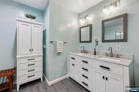 622 Blue Ridge Mahwah NJ 07430