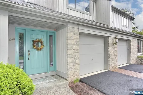 609 Glasmere Road Mahwah NJ 07430