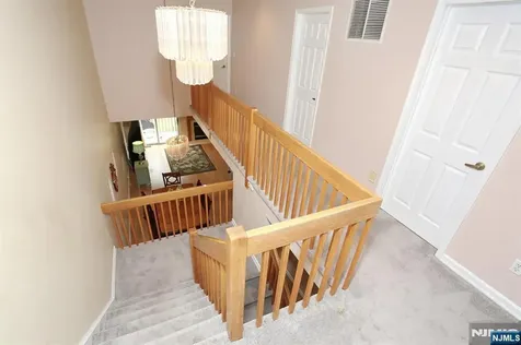 609 Glasmere Road Mahwah NJ 07430