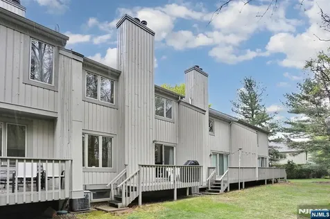 609 Glasmere Road Mahwah NJ 07430
