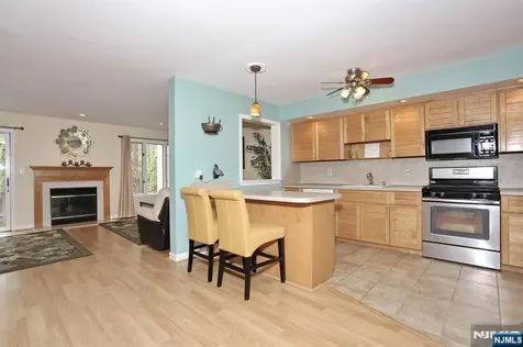 609 Glasmere Road Mahwah NJ 07430