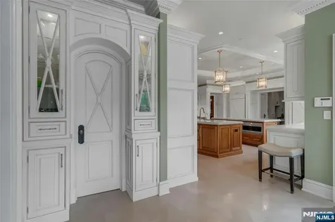 480 Knollwood Road Ridgewood NJ 07450