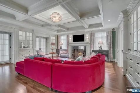 480 Knollwood Road Ridgewood NJ 07450