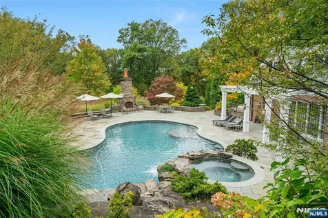 480 Knollwood Road Ridgewood NJ 07450