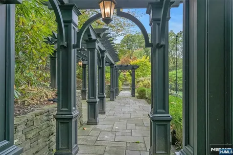 480 Knollwood Road Ridgewood NJ 07450