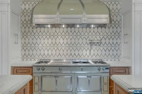 480 Knollwood Road Ridgewood NJ 07450