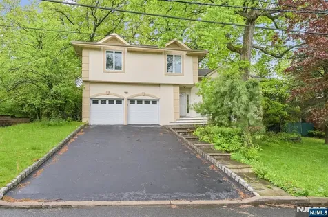 56 Toni Drive Englewood Cliffs NJ 07632