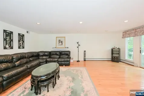 56 Toni Drive Englewood Cliffs NJ 07632