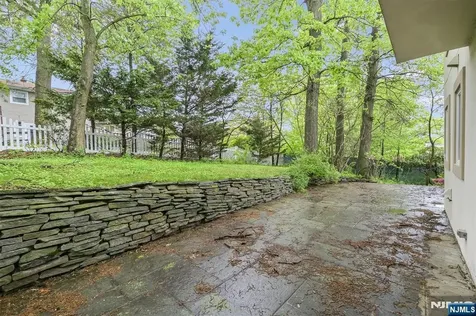 56 Toni Drive Englewood Cliffs NJ 07632