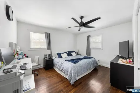 25 Evelyn Court Maplewood NJ 07040