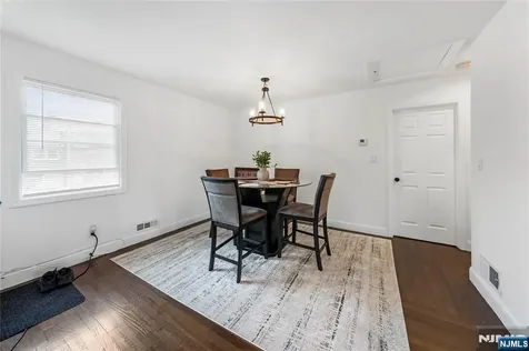 25 Evelyn Court Maplewood NJ 07040