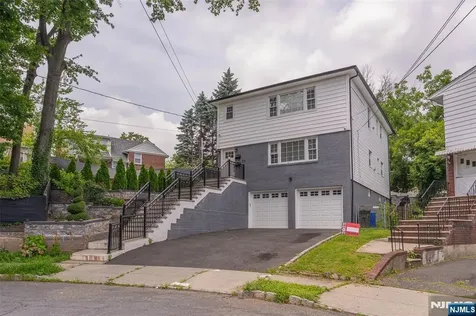 25 Evelyn Court Maplewood NJ 07040