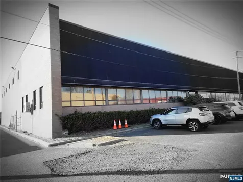 170 Roosevelt Place Palisades Park NJ 07650