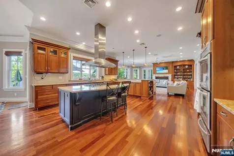 1118 Pines Lake Drive Wayne NJ 07470