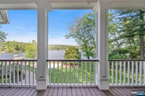 1118 Pines Lake Drive Wayne NJ 07470