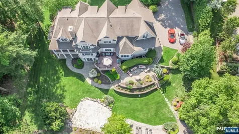 1118 Pines Lake Drive Wayne NJ 07470