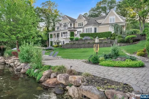 1118 Pines Lake Drive Wayne NJ 07470