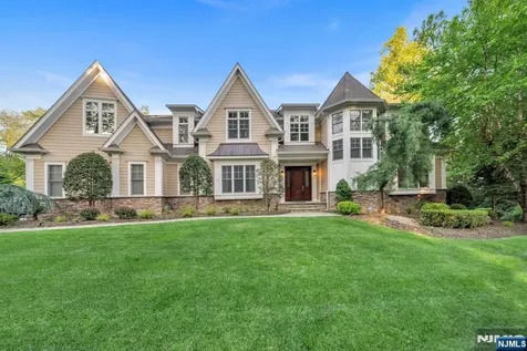 1118 Pines Lake Drive Wayne NJ 07470