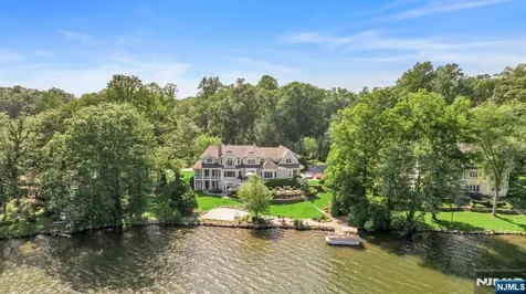 1118 Pines Lake Drive Wayne NJ 07470