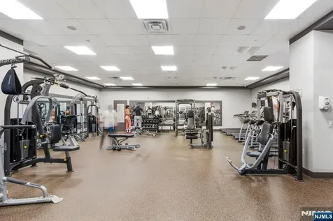 1 Executive Drive Fort Lee NJ 07024