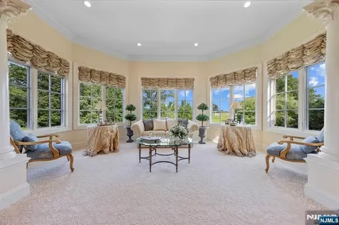 196 Vaccaro Drive Cresskill NJ 07626