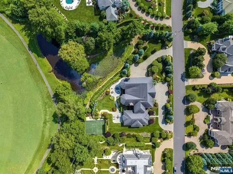 196 Vaccaro Drive Cresskill NJ 07626