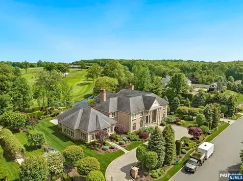 196 Vaccaro Drive Cresskill NJ 07626