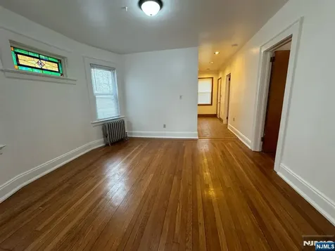 419 Lake Avenue Lyndhurst NJ 07071