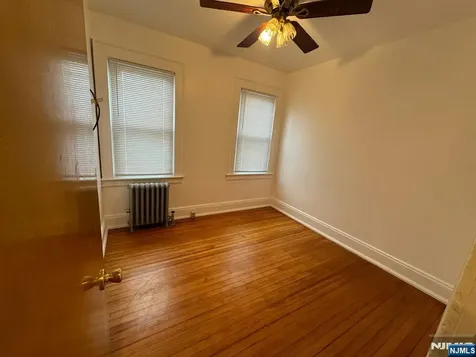 419 Lake Avenue Lyndhurst NJ 07071