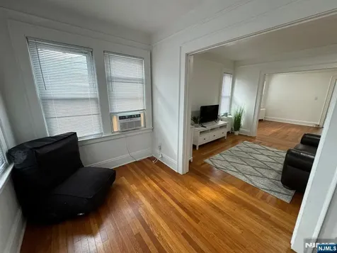 419 Lake Avenue Lyndhurst NJ 07071