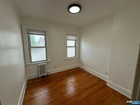 419 Lake Avenue Lyndhurst NJ 07071