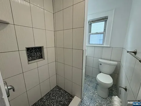 419 Lake Avenue Lyndhurst NJ 07071