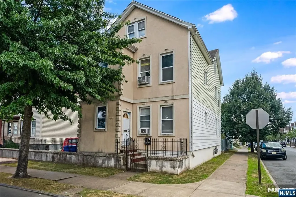 102 22nd Avenue Paterson NJ 07513
