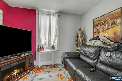 102 22nd Avenue Paterson NJ 07513