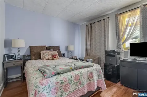 102 22nd Avenue Paterson NJ 07513