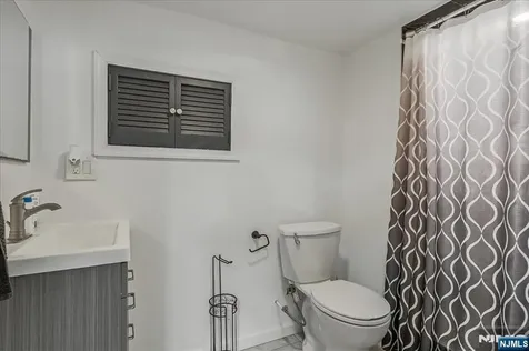 102 22nd Avenue Paterson NJ 07513